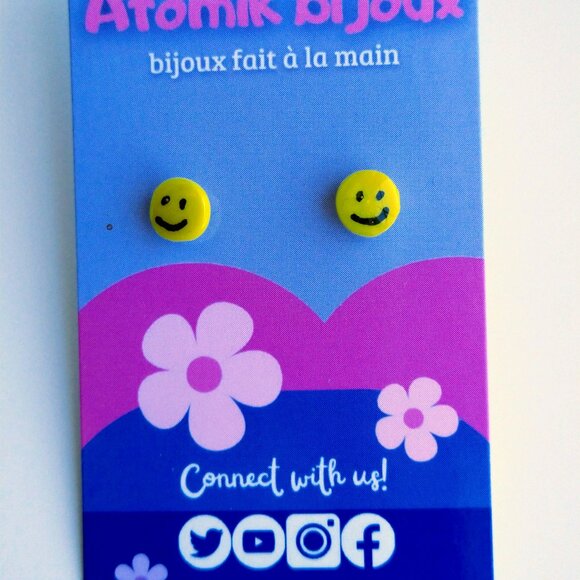 Handmade small yellow polymer clay earrings. Boucles d'oreilles fait à la main - Picture 6 of 8